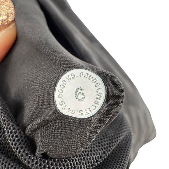 Lululemon Pants Size 6 On The Fly Leopard Black Athleisure Ankle Elastic Waist - Picture 7 of 7